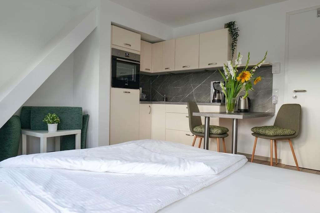 Wunderschoene Ferienwohnung Mit Balkon In Aue Exteriér fotografie