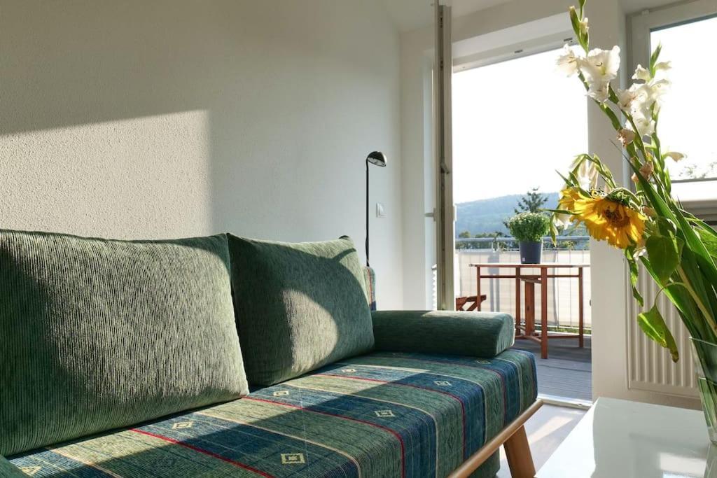 Wunderschoene Ferienwohnung Mit Balkon In Aue Exteriér fotografie